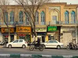 عکس؛ سفر در زمان؛ ظاهر «خودروها، عابران و ساختمان ها» در خیابان فردوسی؛ دهه 20