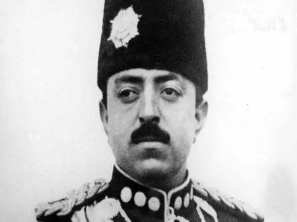 عکس؛ سفر در زمان؛ دیدار « امان الله خان پادشاه افغانستان با آتاتورک»؛ سال 1307