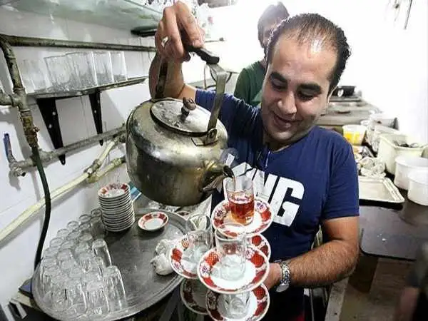 عکس؛ سفر در تاریخ؛ «قهوه خانه ای در تهران»؛ دهه 1320