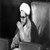 عکس؛ سفر در زمان؛ «محمدصادق خلخالی با اسلحه روی دوش در جبهه»؛ دهه 60