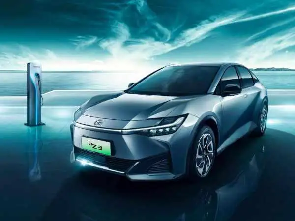 همه چیز درباره تویوتا bz3؛ تاکسی برقی های بابک زنجانی