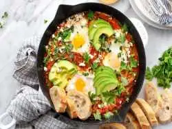 طرز تهیه املت شاک شوکا؛ صبحانه ای تونسی