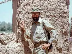 عکس؛ سفر به تاریخ؛ «شهید چمران» در حال تظاهرات در خیابان های آمریکا