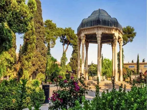 فال حافظ امروز چهارشنبه 17 اردیبهشت ماه 1404