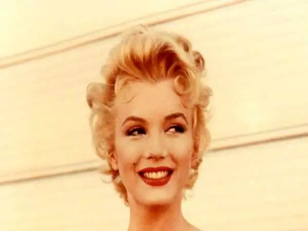 عکس؛ سفر در زمان؛ «مریلین مونرو» در یک ماهگی و 30 سالگی؛ سال 1335