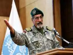 عکس؛ سفر به تاریخ؛ چهرۀ «ناخدا صمدی» قبل از انقلاب در بوشهر؛ سال 1356