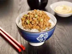 طرز تهیه ناتو؛ غذای سنتی و مغذی ژاپنی
