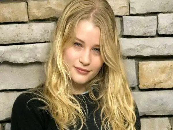 تصاویر؛ عکس های  شخصی، زندگی خصوصی و بیوگرافی امیلی دی راوین