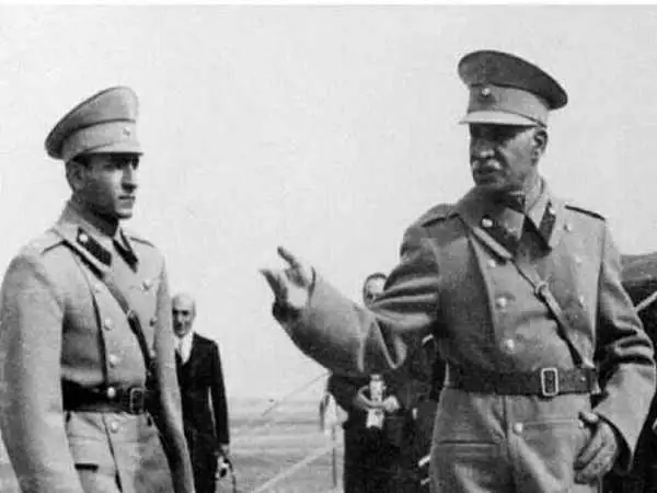 سفر در تاریخ؛ رضاشاه برخلاف ظاهر پرهیبتش صدایی نرم و نازک داشت