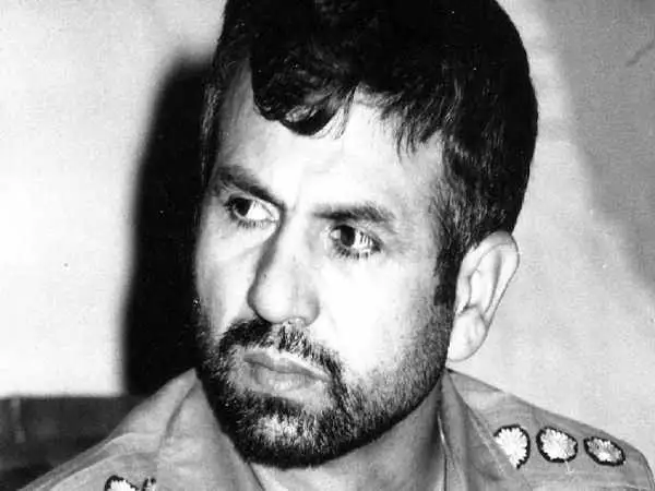 عکس؛ سفر در زمان؛ «سرلشکر نامجوی در کنار هاشمی رفسنجانی در کره شمالی»؛ سال 60