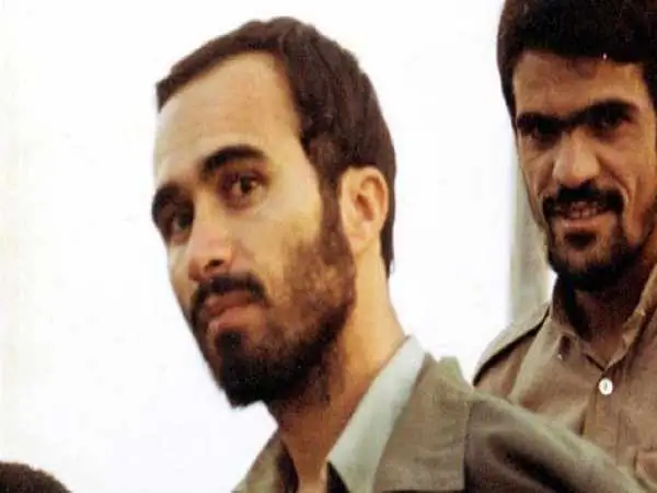 عکس؛ سفر در زمان؛ «خرازی، حسن باقری و رحیم صفوی» در یک دیدار در زمان جنگ؛ سال 60