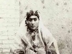 تصاویر؛ سفر به عصر قاجار؛ از «ژست عاشقانۀ نوۀ ناصرالدین شاه» تا «درویش آفریقایی در تهران»