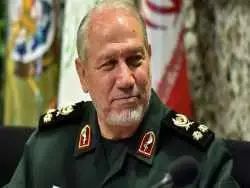 عکس؛ سفر به تاریخ؛ تیپ و چهرۀ متفاوت «سرلشکر رحیم صفوی» در جوانی در جبهه