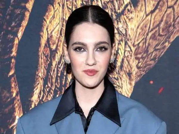 تصاویر؛ عکس های  شخصی، زندگی خصوصی و بیوگرافی امیلی کری