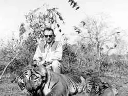 عکس؛ سفر در تاریخ؛ شاهزاده شکارچی در آفریقا