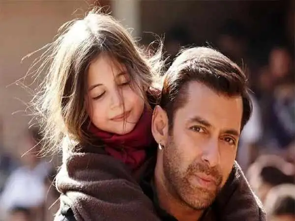 عکس؛ سفر در زمان؛ «بازیگر نقش شاهدا در فیلم هندی برادر باجرانگی» در 7 سالگی