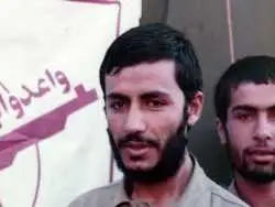 عکس؛ سفر به تاریخ؛ «شهید همت» در کنار «محسن رضایی» در جبهه؛ دهۀ 60