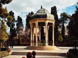 فال حافظ امروز چهارشنبه 31 اردیبهشت ماه 1404