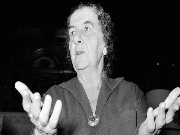 سفر در زمان؛ یادداشت های اسدالله علم، پنجشنبه 28 اردیبهشت 1351