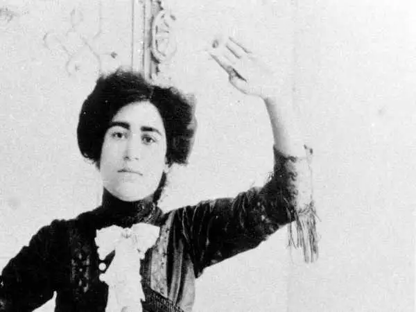 تصاویر؛ سفر به عصر قاجار؛ از «دختر سِنج زن» تا «دختر احمدشاه»