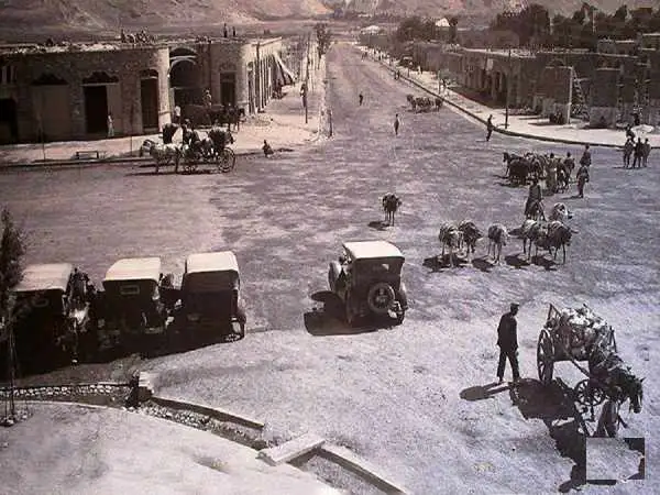 سفر در زمان؛ داستان های حافظ و روزگار شیراز در دوران زندیه