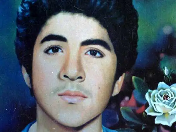 عکس؛ سفر در زمان؛ «حسین فهمیده» در کودکی در کنار برادرش داوود؛ اواخر دهه 40