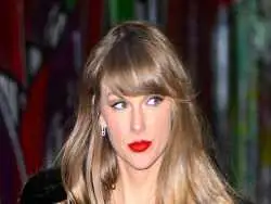 عکس؛ سفر در زمان؛ ظاهر «تیلور سوئیفت» در 17 سالگی؛ سال 1385