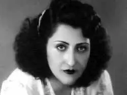 عکس؛ سفر در زمان؛ «همسر چهارم رضاخان در دوران اقامت در جزیره موریس»؛ سال 1320