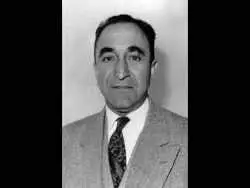 سفر در زمان؛ یادداشت های علم، دوشنبه 1 خرداد 1351: سفر رئیس جمهور آمریکا به شوروی