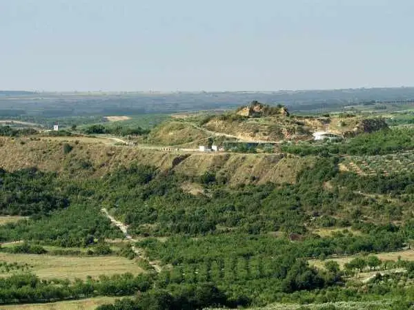 رازهای تازه کشف شده از مقبرۀ ژنرال محبوب «اسکندر»