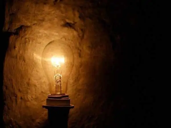 سفر در زمان؛ راز تامین برق و نان قدیمی ترین محله از صابون سازی