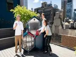 عکس؛ ساخت بنزین از هوا، اختراع عجیب آمریکایی ها