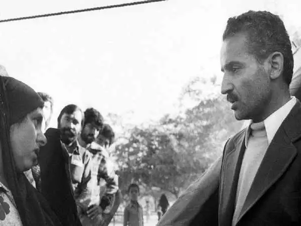 عکس؛ سفر در زمان؛ دیدار «شهید رجایی و هیئت دولت با حسینعلی منتظری» در قم؛ سال 59