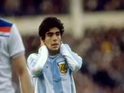 عکس؛ سفر در زمان؛ «دیگو مارادونا، اسطوره فوتبال» در 13 سالگی؛ سال 1352