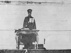 عکس؛ سفر در زمان؛ «رضاخان و محمدرضا پهلوی در حاشیه یکی از سفرها»؛ دهه 1310