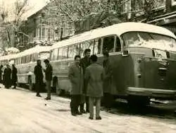 عکس؛ سفر در زمان؛ سال 1337 شمسی، اتوبوس رشت به تهران