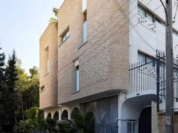 تصاویر؛ معماری دیدنی و البته ناشناس در محله نظر اصفهان