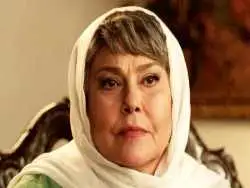 عکس؛ سفر به تاریخ؛ چهرۀ «مهرانه مهین ترابی» در اولین فیلم سینمایی اش؛ سال 1365