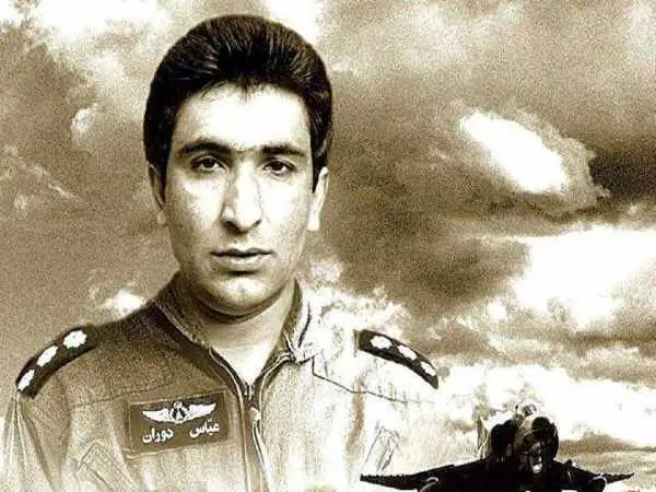عکس؛ سفر در زمان؛ «شهید عباس دوران» در لباس خلبانی در آمریکا؛ سال 51