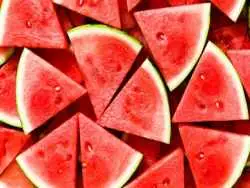 با این خوراکی ها به جنگ گرمازدگی بروید