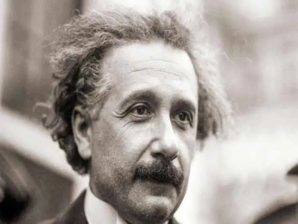 عکس؛ سفر در زمان؛ «آلبرت انیشتین 26 ساله در کنار همسر نخست اش»؛ سال 1284