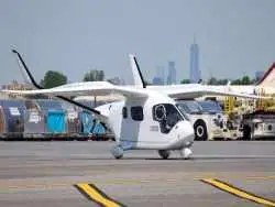 یک پرواز تاریخی برای آمریکا؛ هواپیمای برقی به آسمان رفت