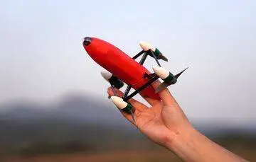 در روسیه کار با پهپاد را در مدرسه یاد می گیرند!