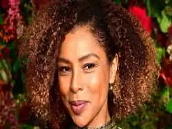 تصاویر؛ عکس های  شخصی، زندگی خصوصی و بیوگرافی سوفی اوکوندو