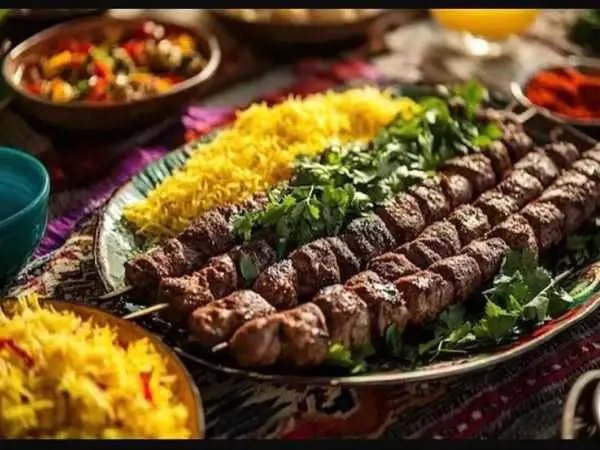 طرز تهیه کباب بستکی؛ طعم آتشین جنوب روی نان داغ
