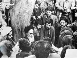 عکس؛ سفر در زمان؛ محتشمی پور؛ وزیری که حزب الله را بنیان نهاد