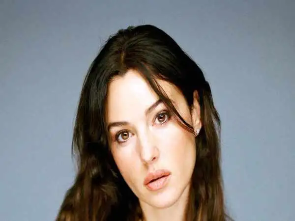 عکس؛ سفر در زمان؛ «مونیکا بلوچی در کنار همسر دوم اش، ونسان کسل»؛ سال 1379