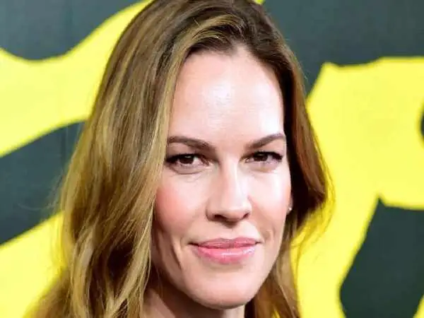 تصاویر؛ عکس های  شخصی، زندگی خصوصی و بیوگرافی هیلاری سوانک