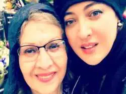 عکس؛ سفر در زمان؛ ظاهر «نیکی کریمی در خردسالی و در کنار پدرش»؛ دهه 50