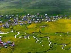 تصاویر؛ زیبایی بهاری پیچ وخم های رودخانه ها در اردهان